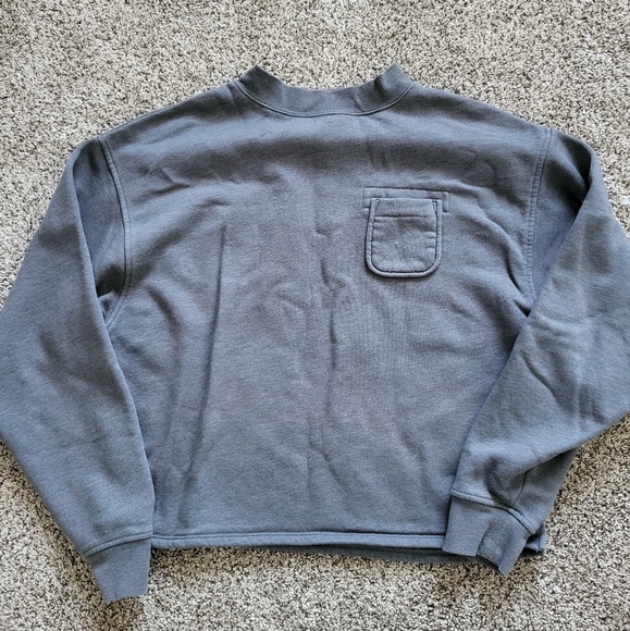 Old Navy Tops - Cropped sweatshirt